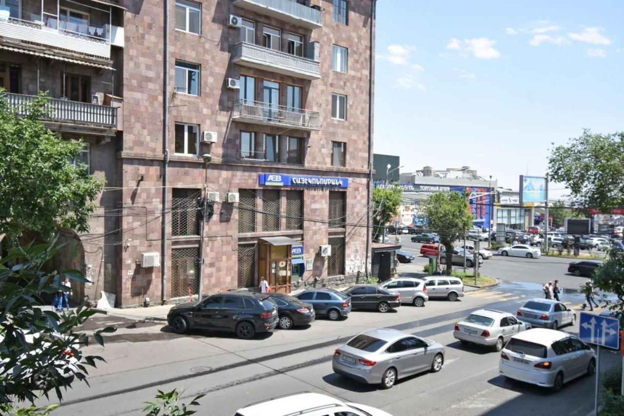 Красивая Квартира На Комитас 55 예레반 외부 사진